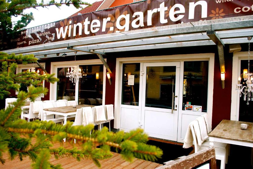 Hotel Wintergarten photo 2