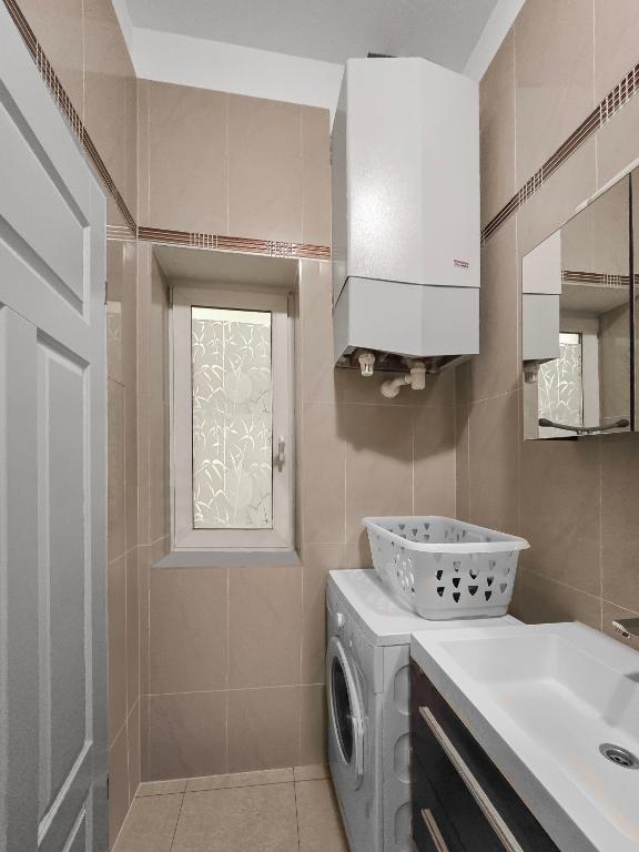 Studio Apartment photo 3