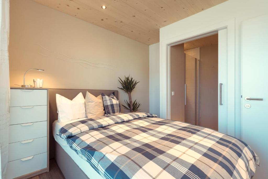 Simply Home Apartments photo 2