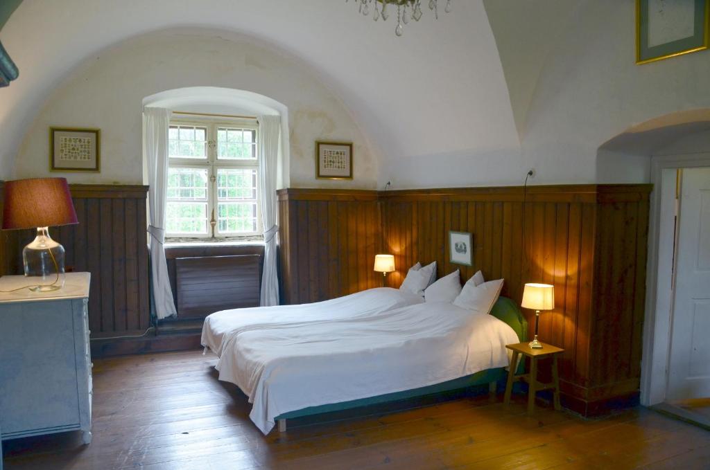 Schloss Greillenstein photo 2