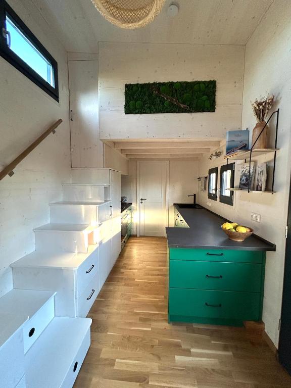 Tiny House Abenteuer mit Hot Tub photo 3