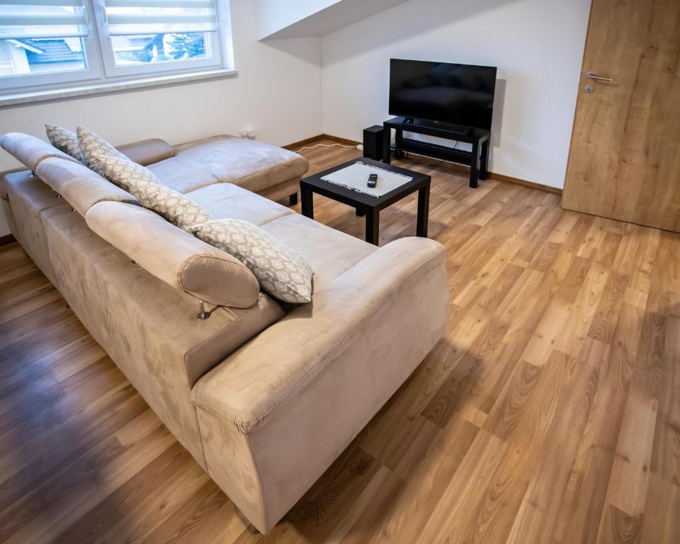 CozyHome - Spacious and Modern Apartment close to Vienna photo 3