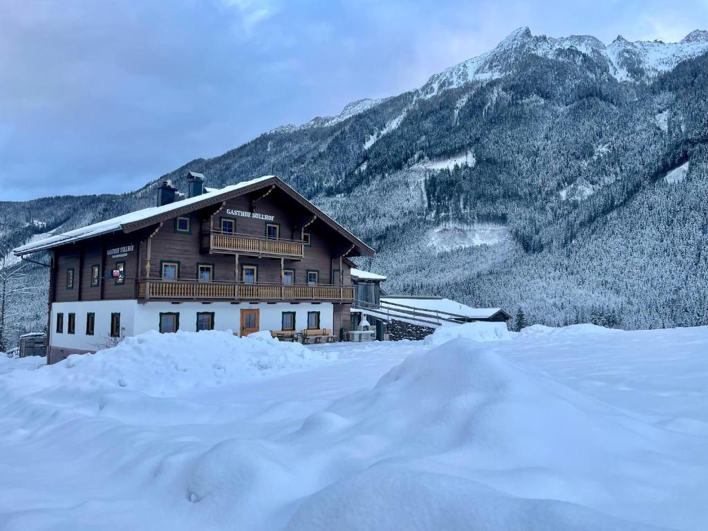 SÖLLHOF Ferienhaus mit 11 Schlafzimmern I großer Gemeinschaftsraum I Skibushaltestelle I 10 Min zum Skigebiet — photo 1