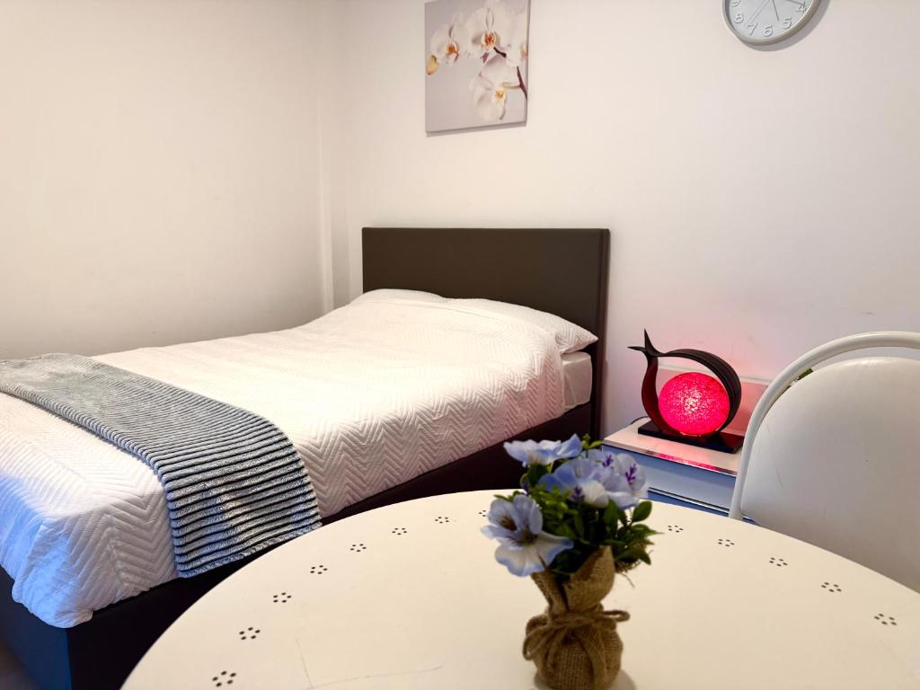 Appartement cosy à Bruxelles métro Vandervelde — photo 1