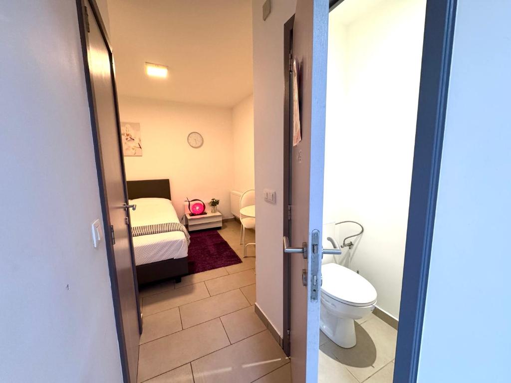 Appartement cosy à Bruxelles métro Vandervelde photo 3