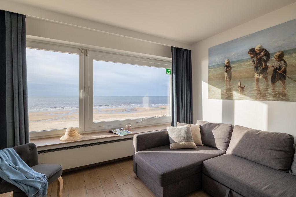 Cosy studio with Amazing Seaview T67 photo 3