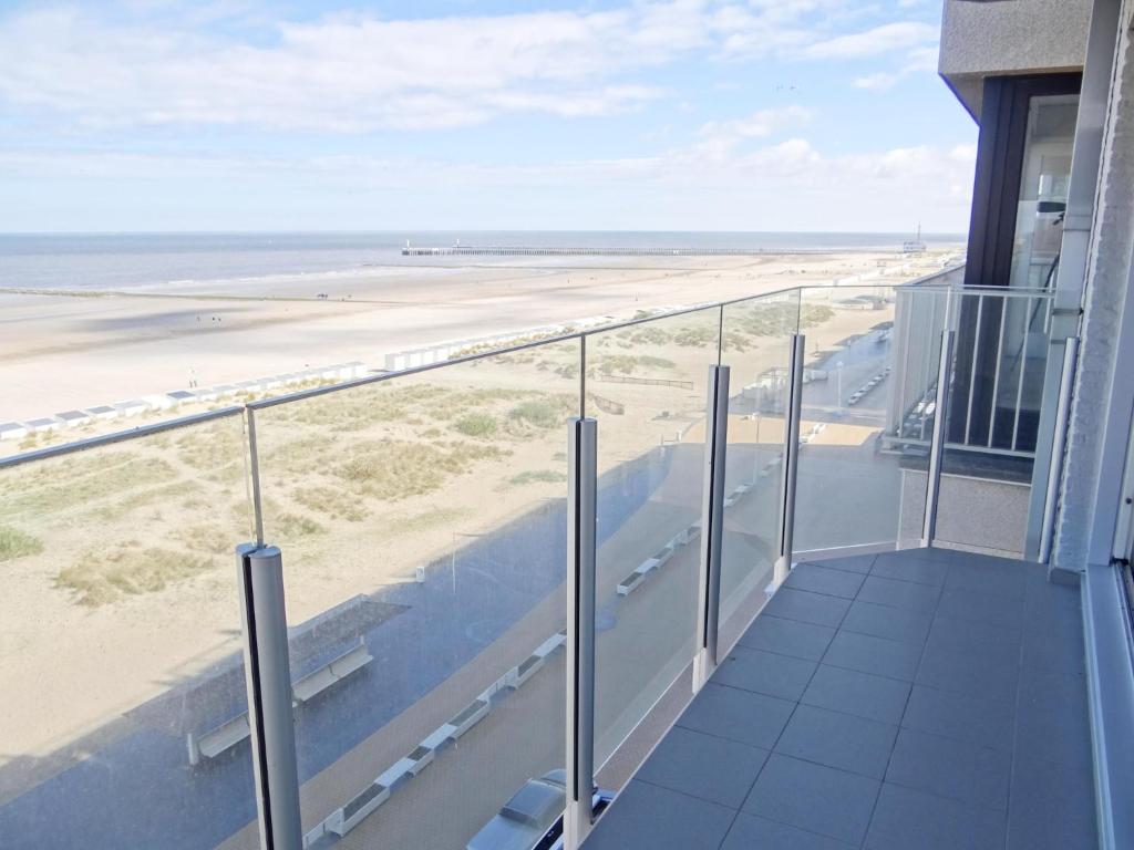 Attic Apartment in Nieuwpoort by the Beach photo 2