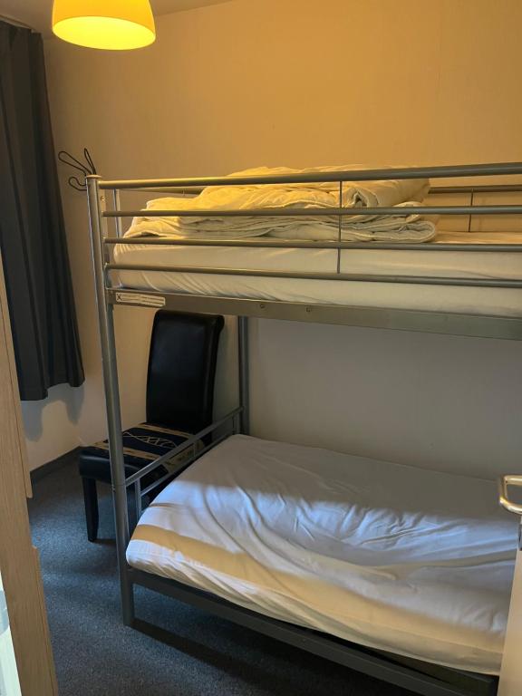 Prachtig appartement in het toeristische centrum voor max 6 pers gratis 2 fietsen ter beschikking photo 2