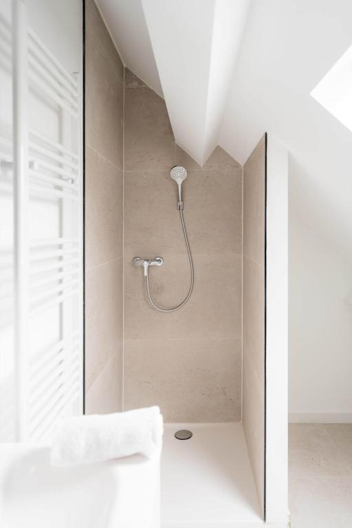 Stylish Duplex for 8 in Central Antwerp photo 3