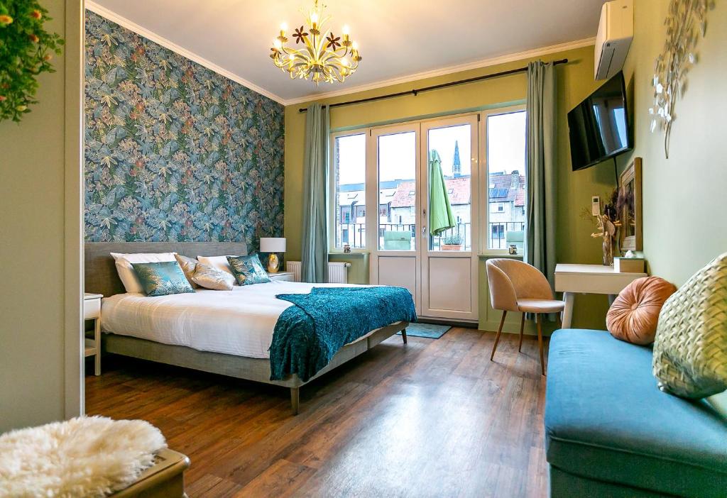 The Newport Lodge included 3h PRIVATE indoor welnes & use e-bikes photo 2