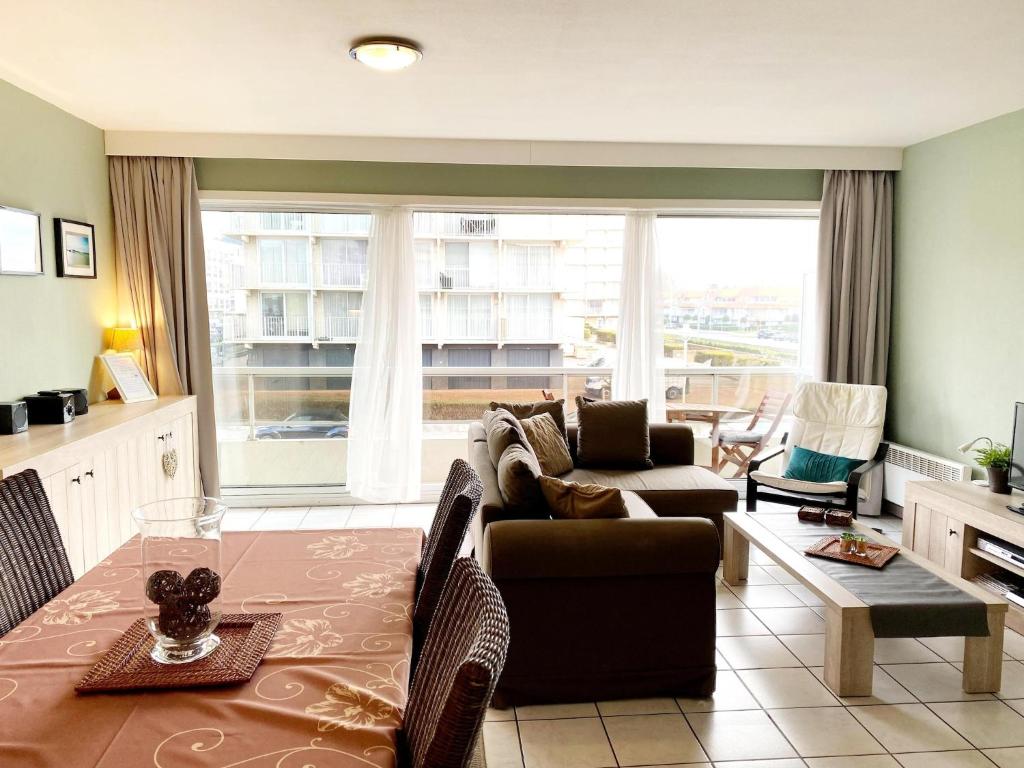 Apartment in Nieuwpoort near the Beach — photo 1
