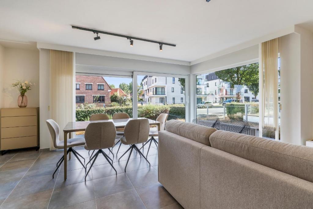 Ruim appartement 1min van strand met privé parking — photo 1