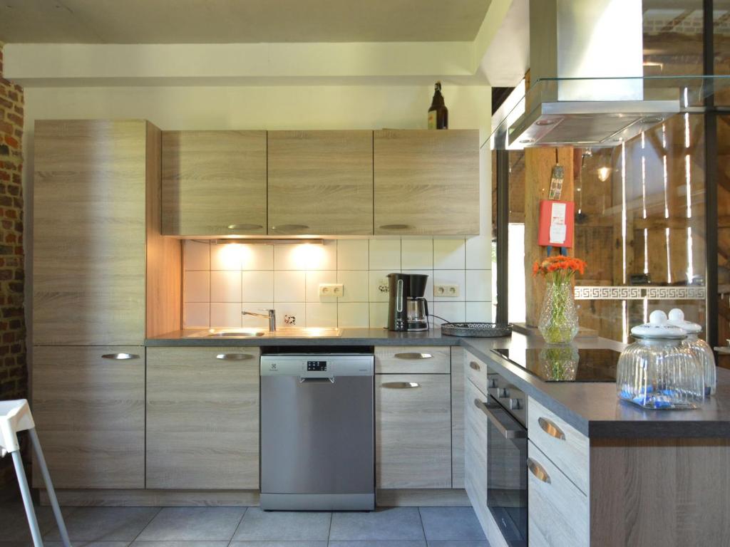 Teuven Farmhouse for 24 Guests photo 2