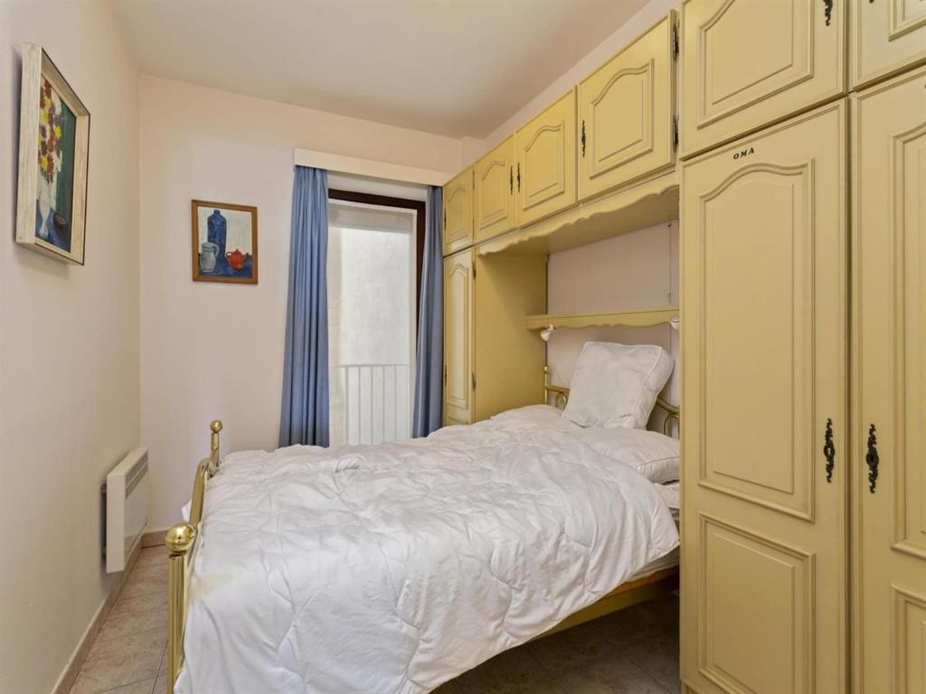 Apartment in Belgium with Sea View photo 2