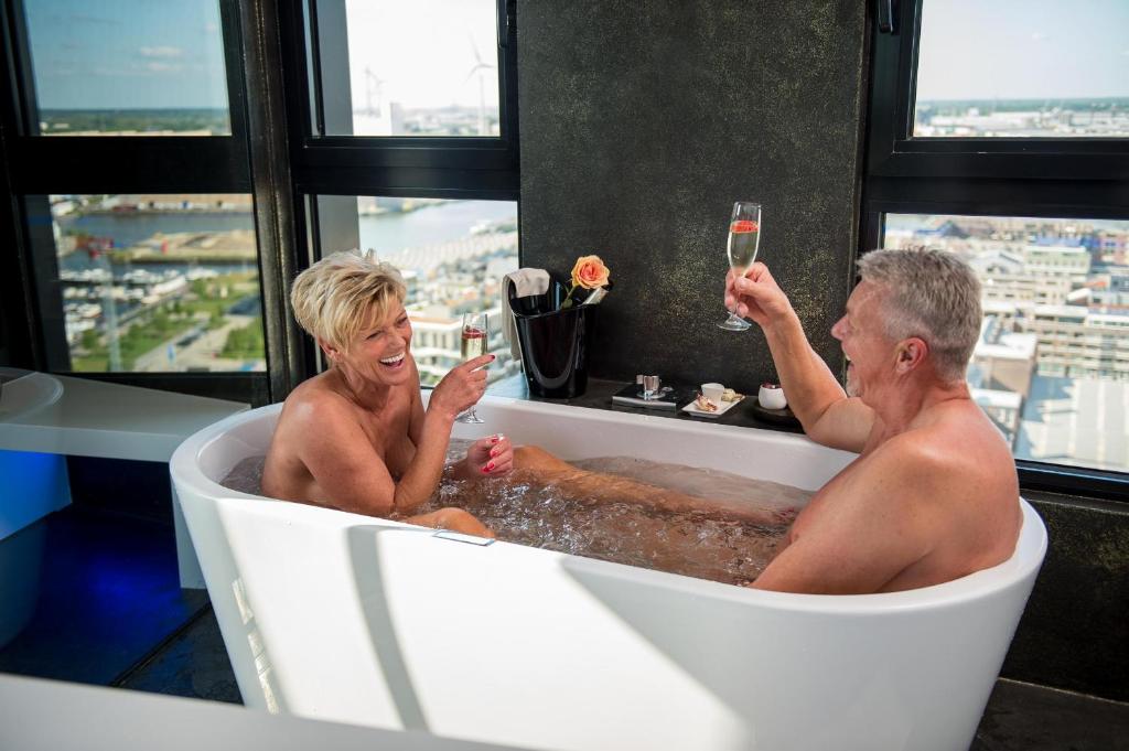 Exclusieve privé wellness penthouse SkyNooz photo 2