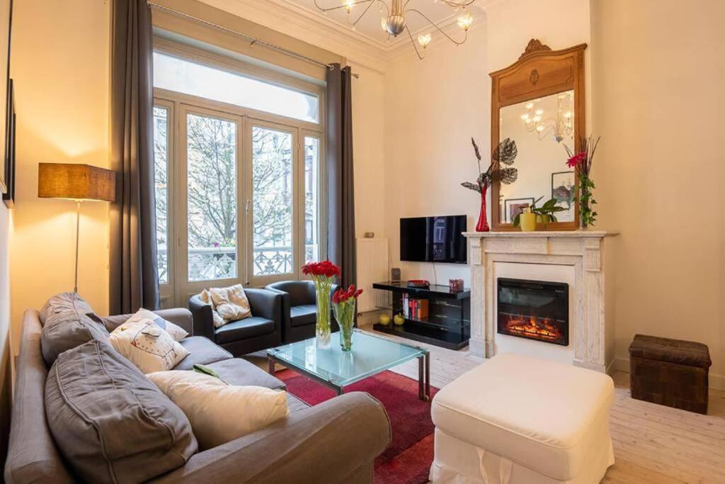 Spacious 7-Bed House in Oostende City — photo 1