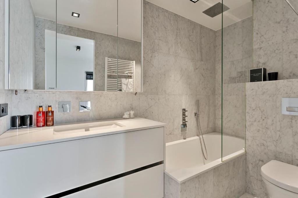 Top location! Unique luxurious 3-bedroom apartment in Knokke - 't Zoute photo 3