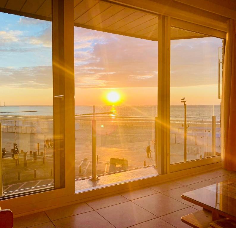 BEACHVIEW and PARKING photo 3