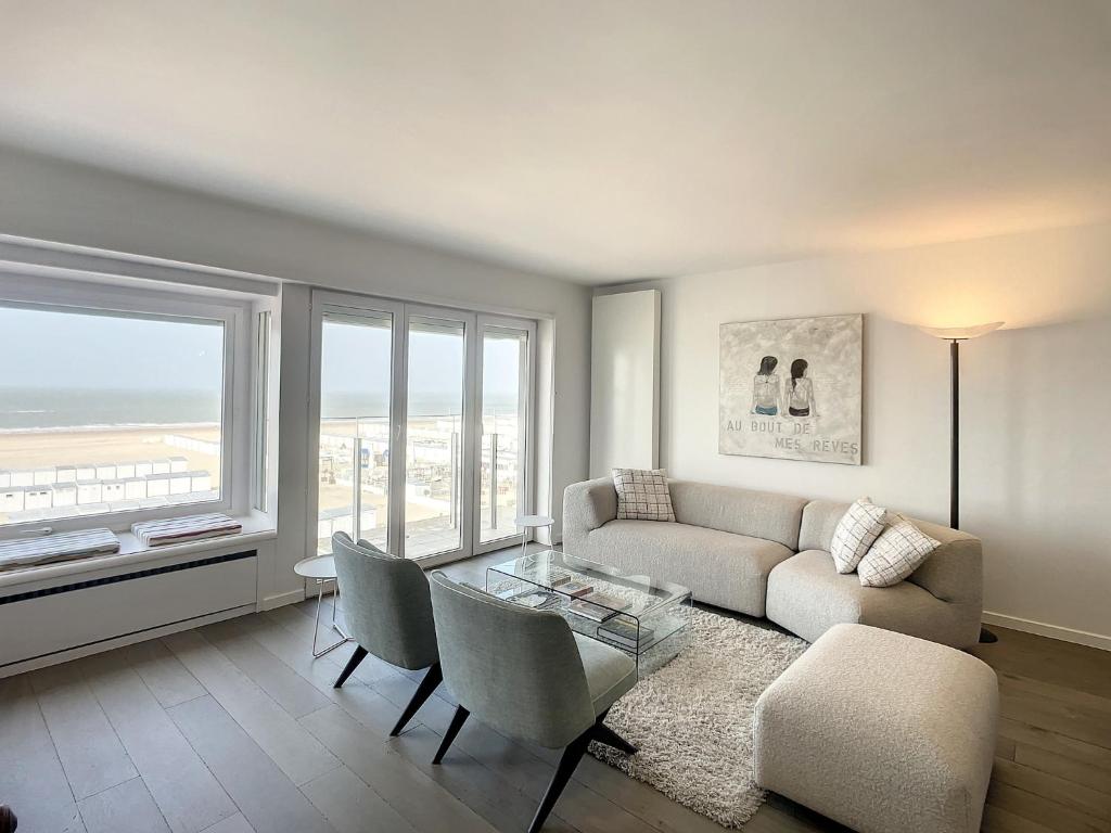 Apartment on Belgian Coast with Sea Views — photo 1