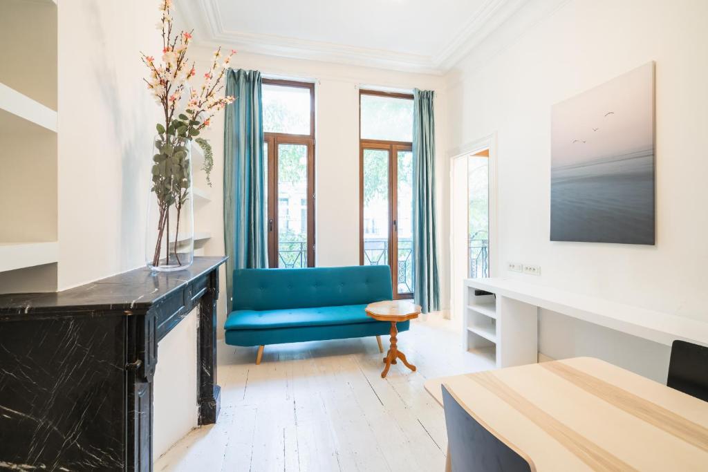 TBD - Old National Street Residence photo 2