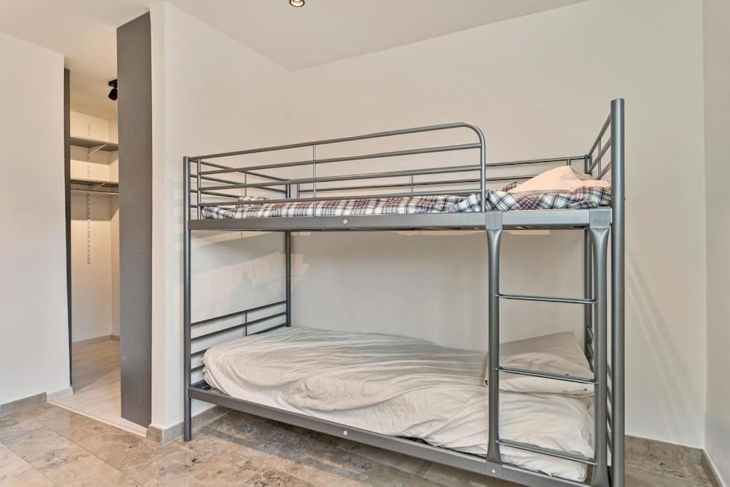 Schitterende loft met jacuzzi en sauna in Mechelen photo 2