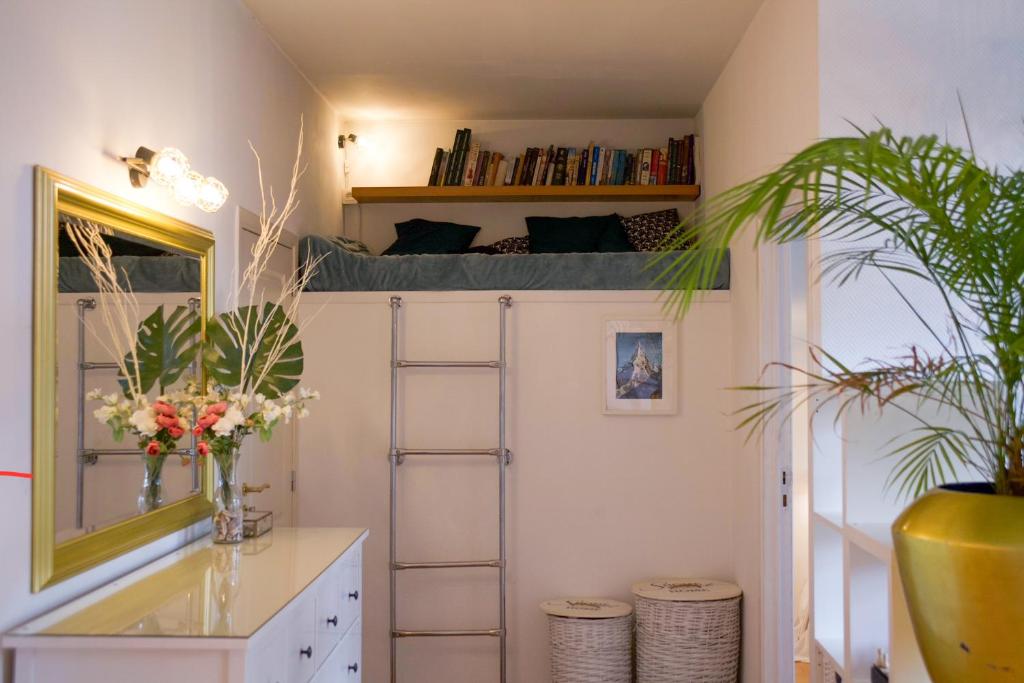 The Golden Hour Loft photo 3