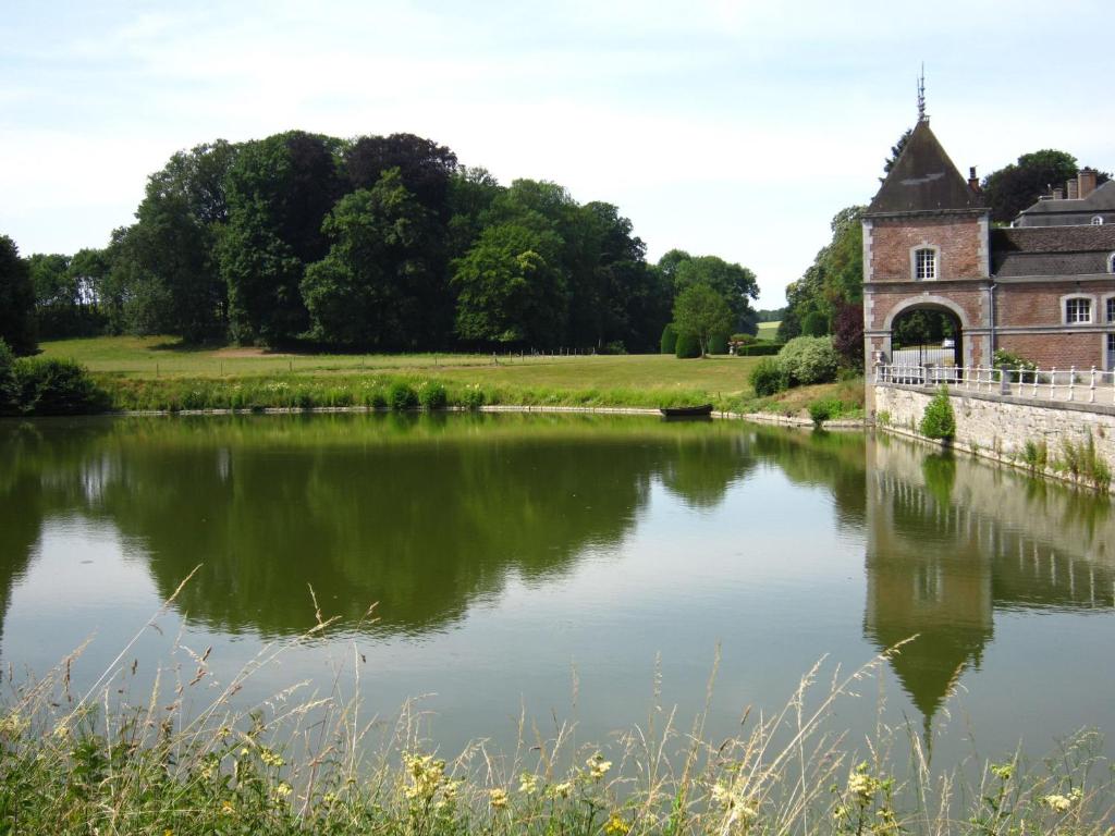Elegant Castle Stay photo 2