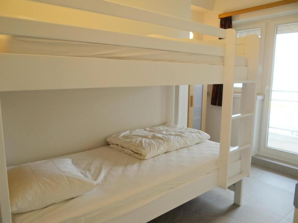 Attic Apartment in Nieuwpoort by the Beach photo 2