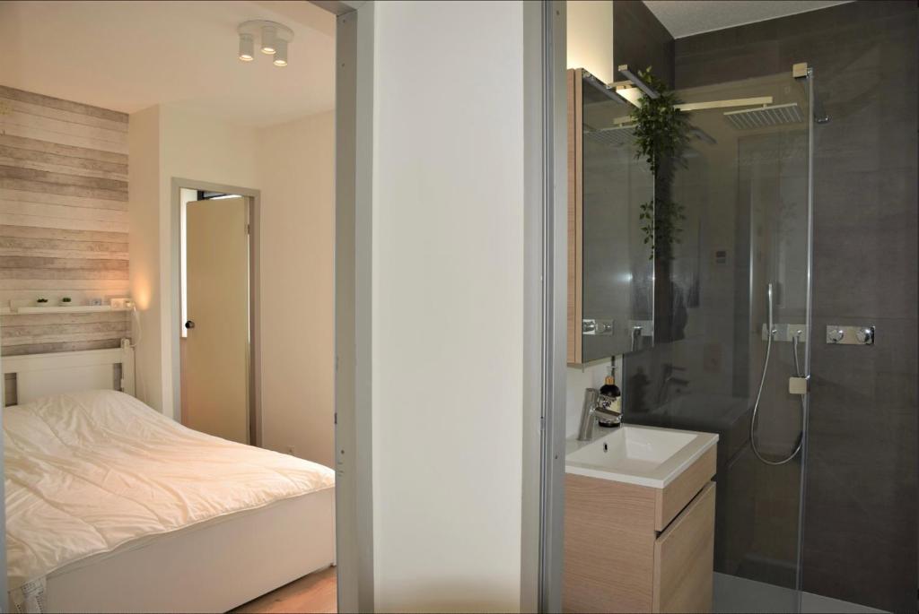 Sea View Penthouse photo 3