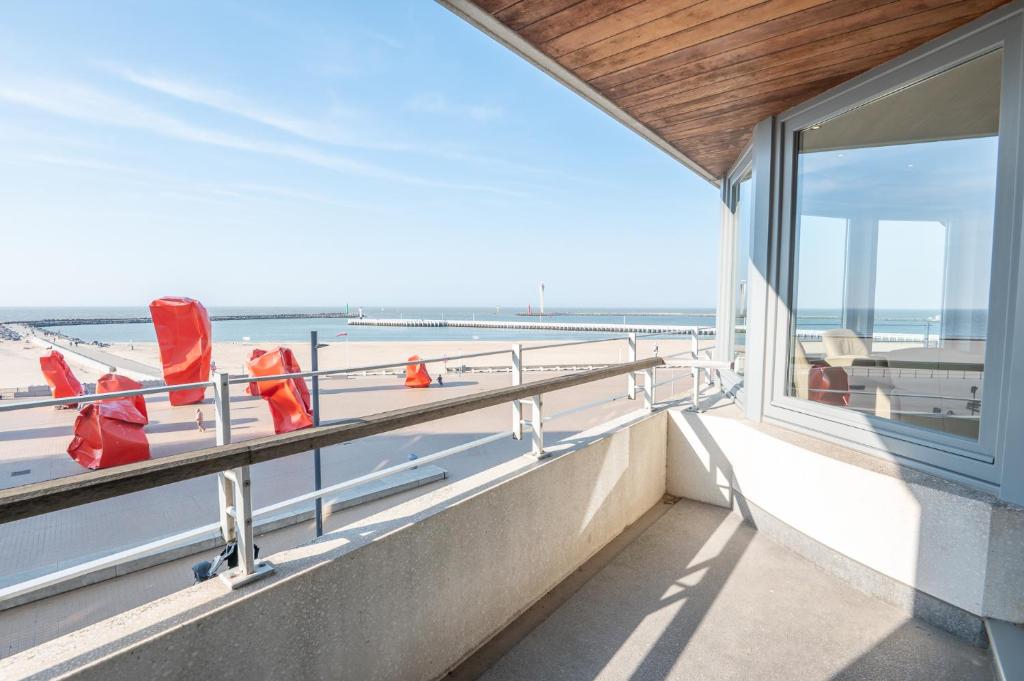Wonderful 3BR apartment with sublime seaviews — photo 1