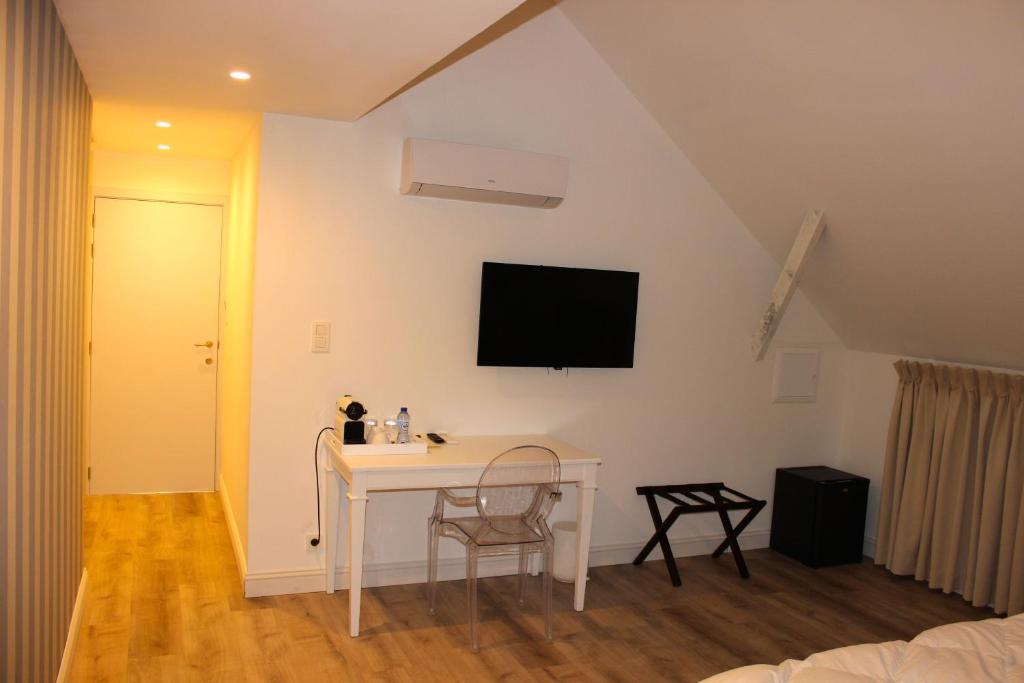 The Hamptons Boutique Hotel photo 3