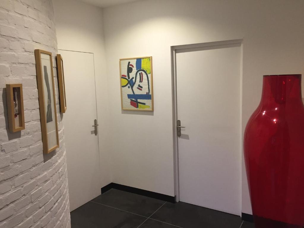 Suite 336 photo 2