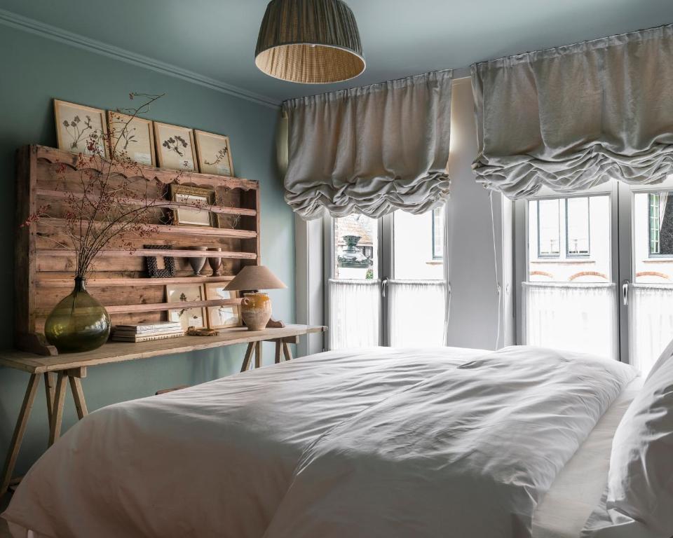 Guesthouse Dijver - Serene Escape in the Heart of Historic Bruges — photo 1
