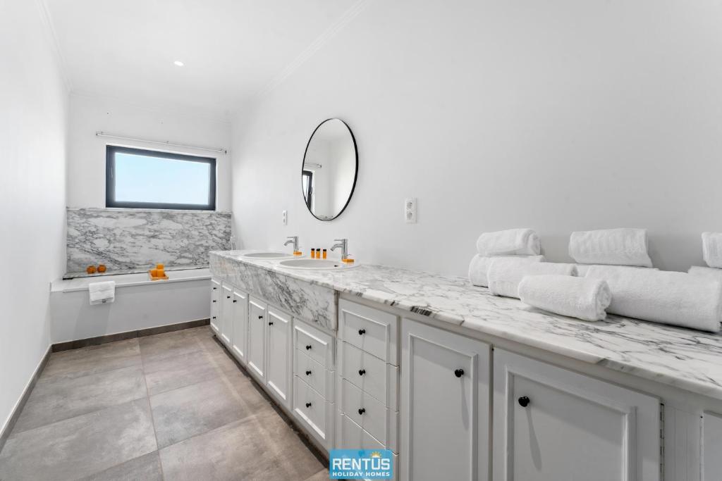 Villa Sealise - spacious house by the dunes in Westende photo 3