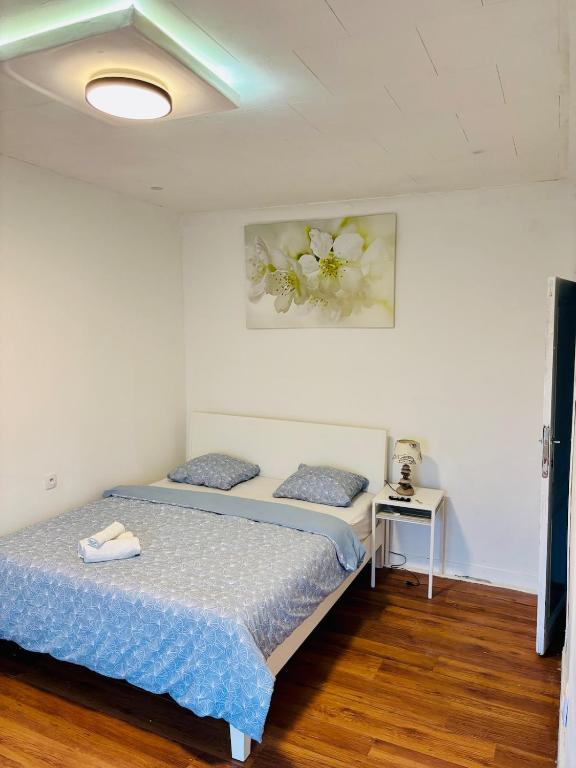 3 Bedrooms budget appartement photo 2