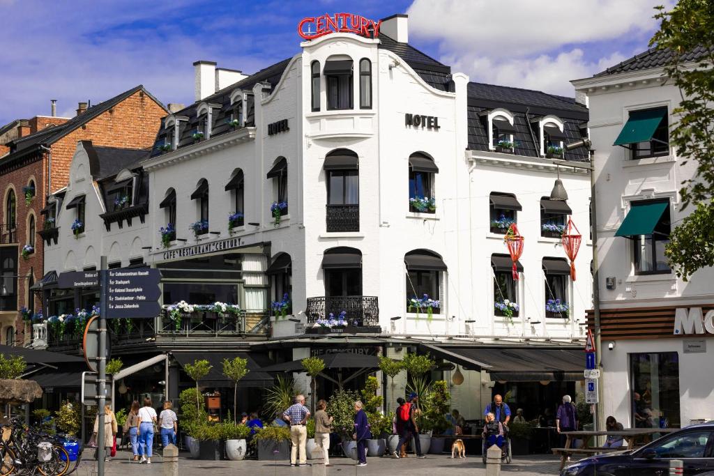 Hotel The Century — photo 1