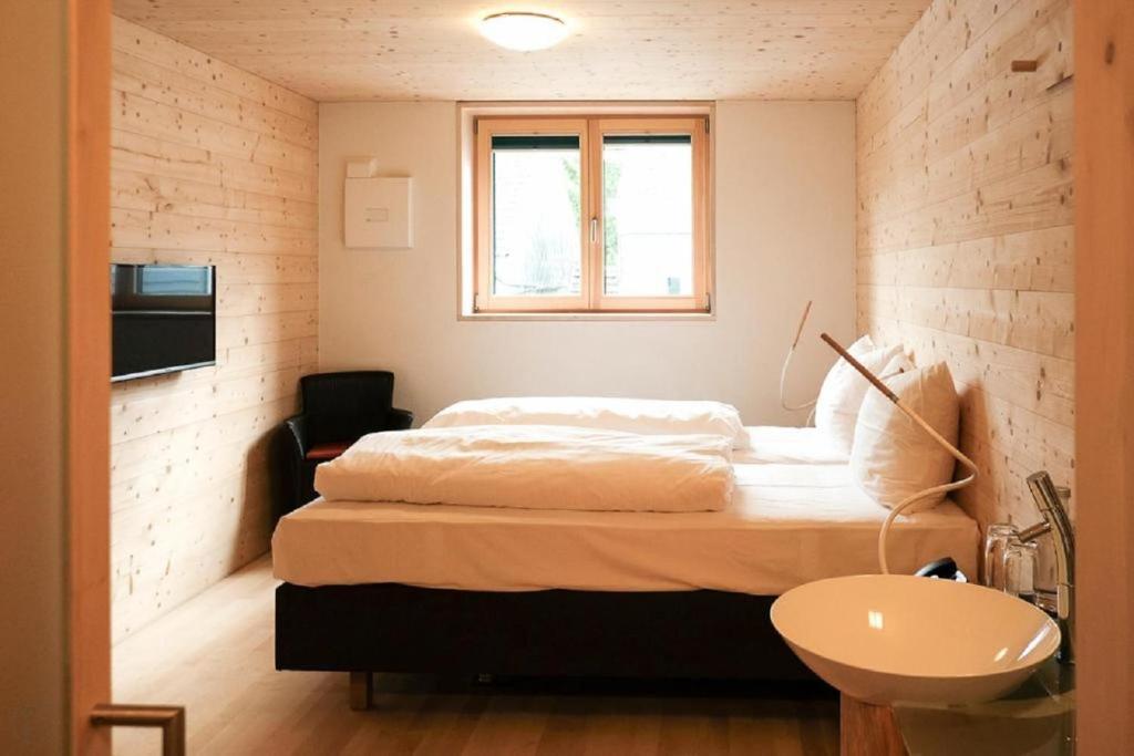 Sleepwood Hotel photo 2