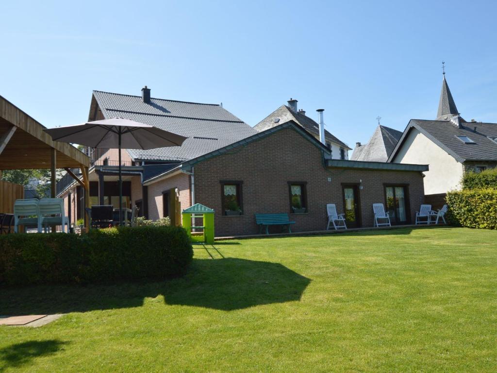 Holiday Home in Waimes with Sauna & Bubble Bath photo 2