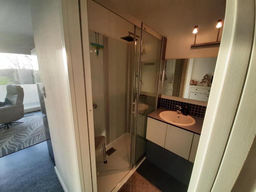 Zonnig appartement in een uniek gebouw photo 3