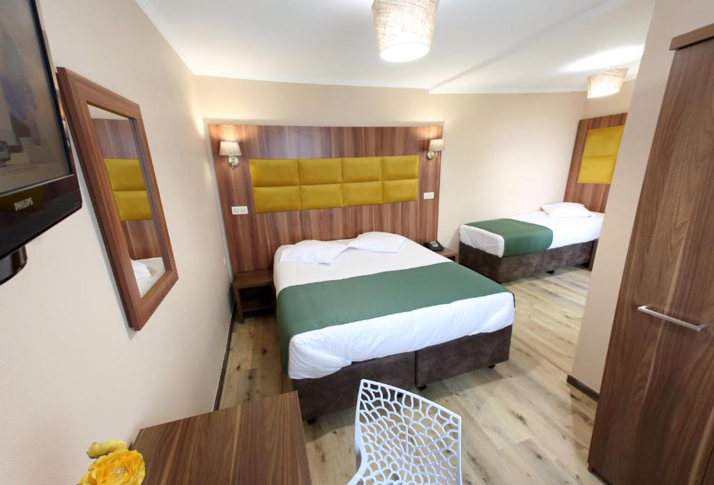 Sun Hotel photo 2
