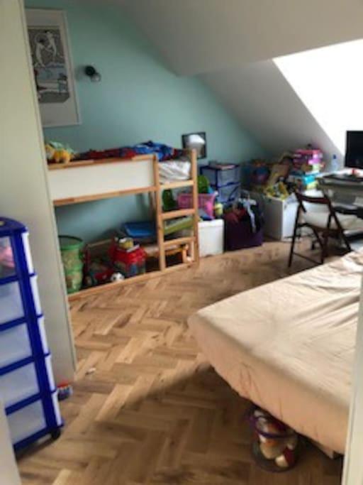 Stay in maison de metre in Etterbeek photo 3