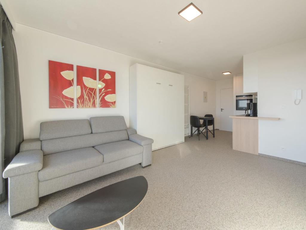 Studio Astrid 802 with parking by Interhome photo 3