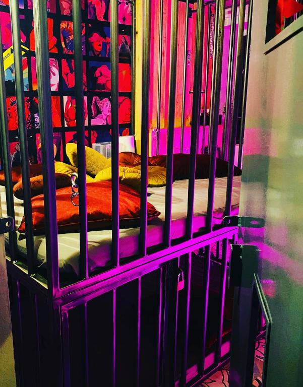 Secret Room votre LOVE ROOM coquine et insolite en espace privatif a Tournai — photo 1