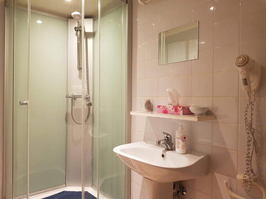 B&B Woodside photo 3