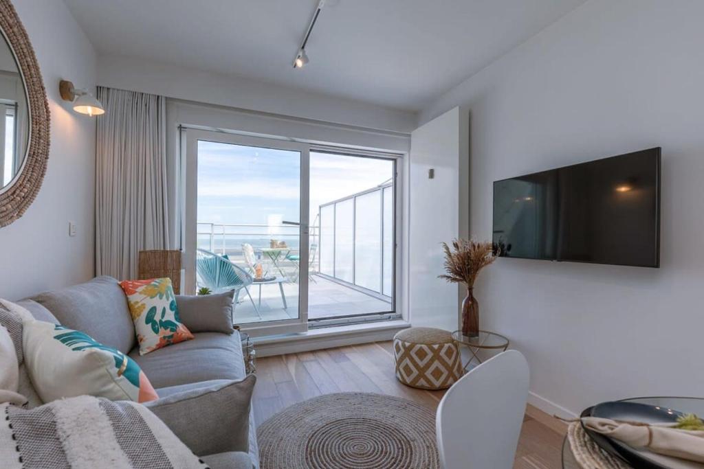 Casiola - Stunning Seafront Apartment — photo 1