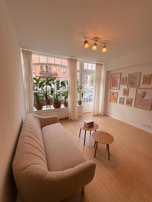Room with ensuite and garden — photo 1