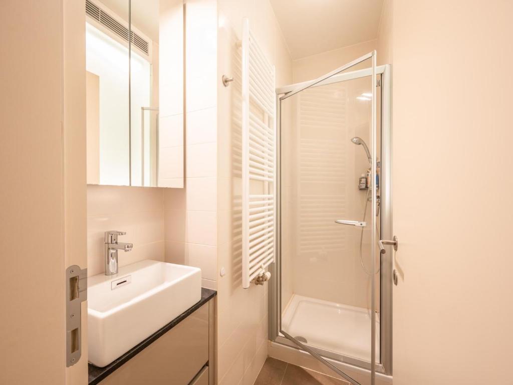 Spacious Knokke-Heist Apartment photo 3