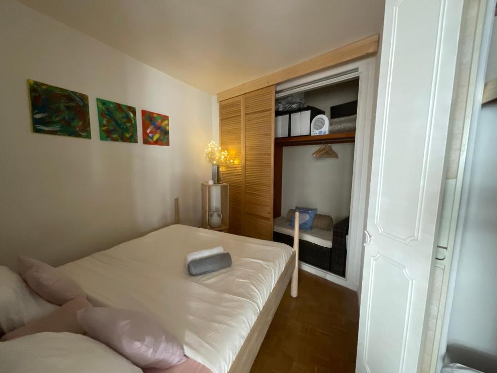 St Catherine - Sweet home - Bxl - Studio Apartment with city view photo 2
