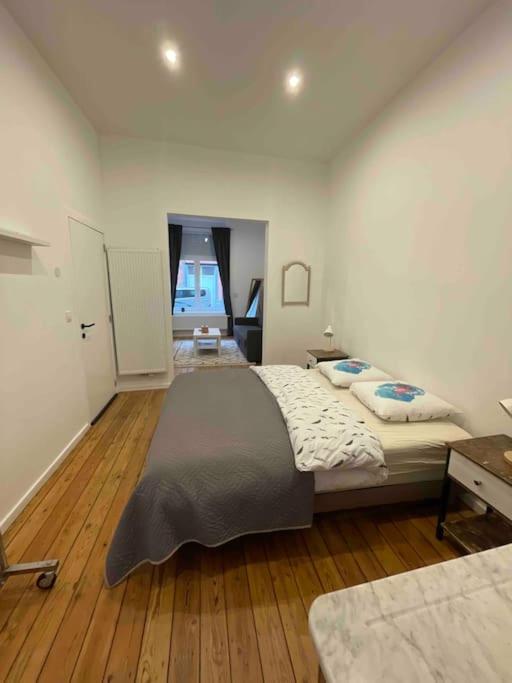 studio indépendant sans cuisine - Le coin cosy avec WIFI photo 2