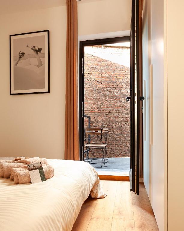 1 BR Stylish flat with balcony photo 2